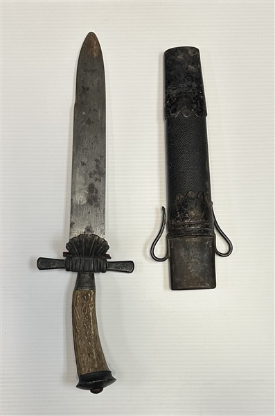 Revolutionary War Large Knife in Sheath - Antler Grip w/ Handles