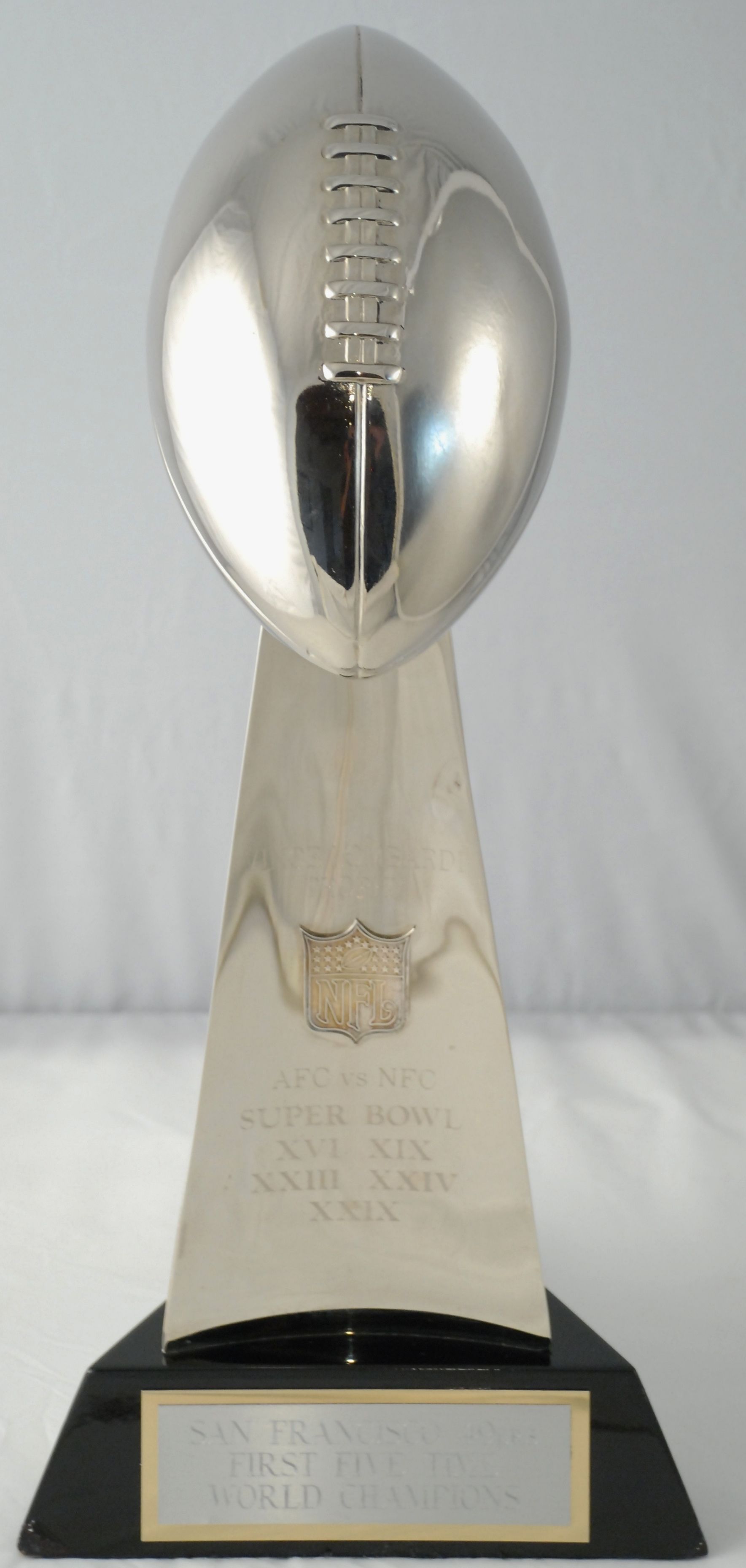 the first super bowl trophy