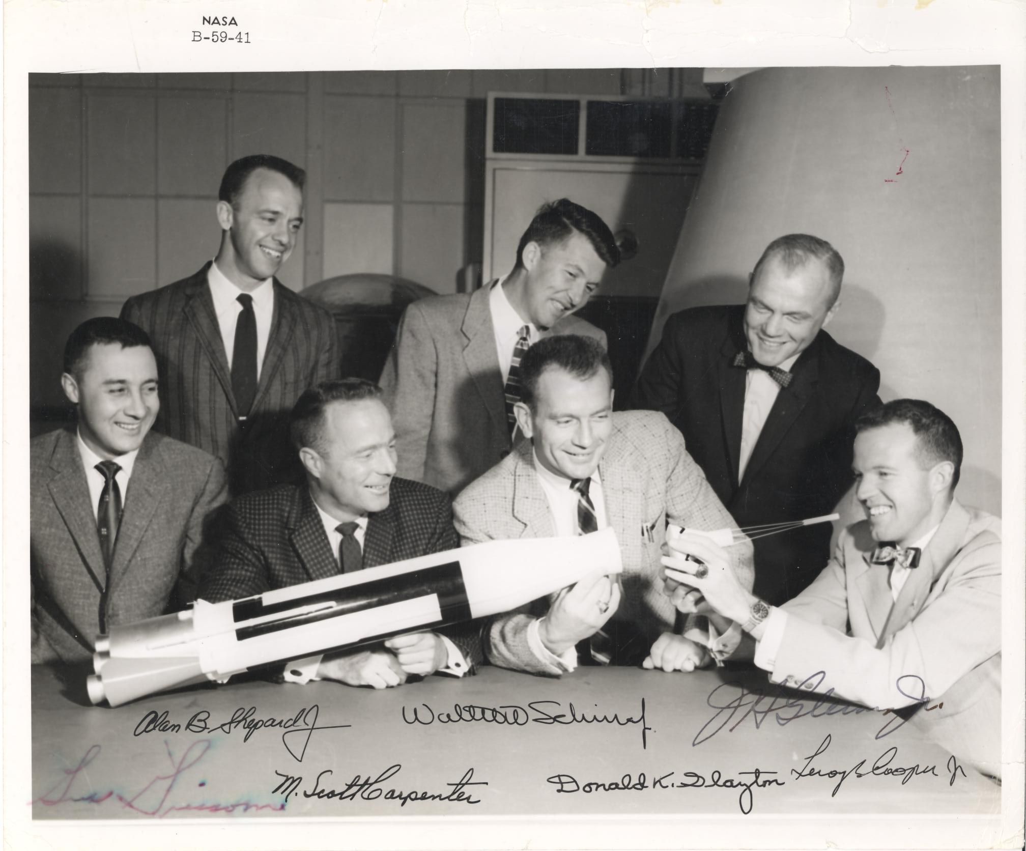 Lot Detail - Mercury Program