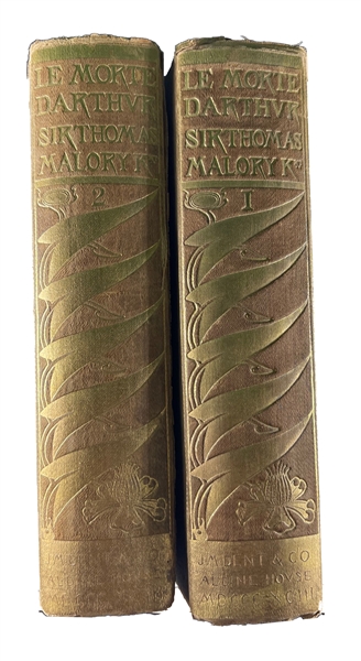  Le Morte D'Arthur-2 Volume Set-1893 Limited edition. Illustrated by Aubrey Beardsley