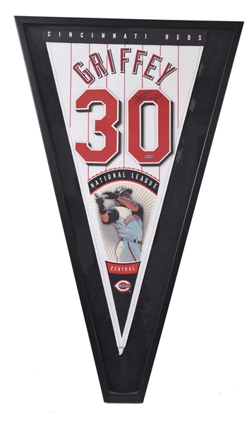 Ken Griffey Jr. Upper Deck Authenticated Signed Pennant