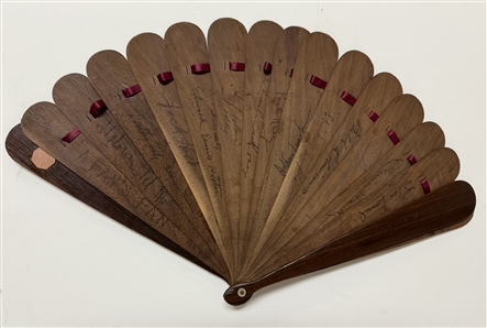 Rare 1930s Hollywood Autograph Fan ( Laurel & Hardy, Shirley Temple,Jolson, Thelma Todd and much more)